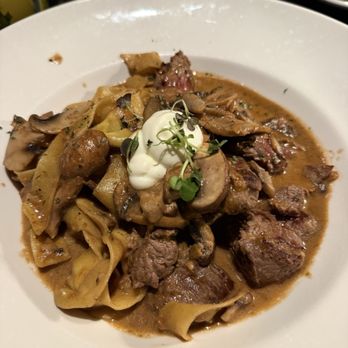 Johnny's Italian Steakhouse - Filet Tips Stroganoff - Italian Near Me - Middleton, Wisconsin