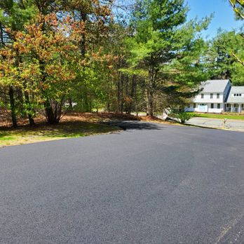 Patriotic Paving - Finished driveway - General Contractors Near Me Patriotic Paving - Finished driveway - General Contractors Near Me