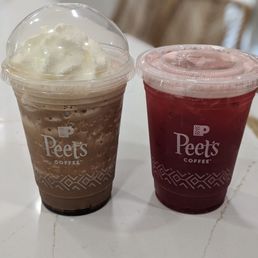 Mocha frappe, berry hibiscus tea shaker (with floating strawberry slices) Mocha frappe, berry hibiscus tea shaker (with floating strawberry slices)