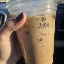 No coffee ice cubes and flavor is horrible No coffee ice cubes and flavor is horrible