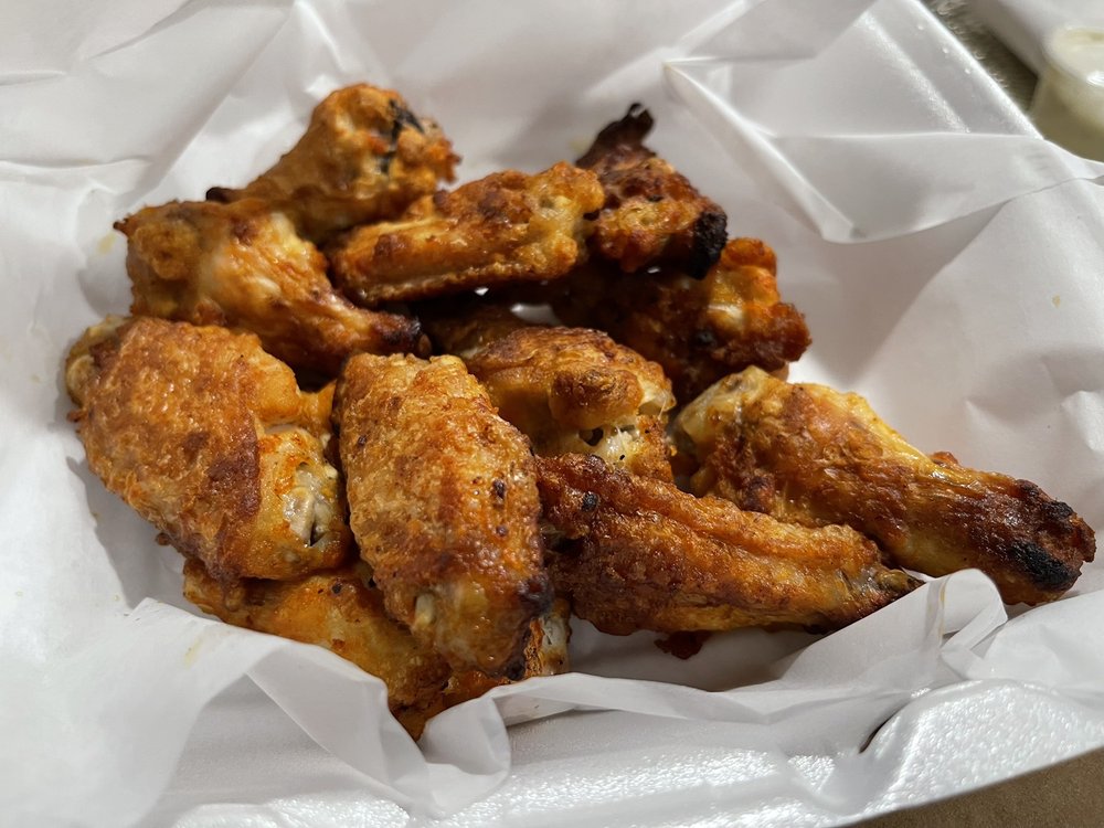Pizza Machine - Wings. Meh. - bbq chicken, fried chicken wings, chicken, bbq wings, poultry, chicken wings, food, chicken wings and fried chicken, fried chicken - Pizza Near Me - Gardena, California Pizza Machine - Wings. Meh. - bbq chicken, fried chicken wings, chicken, bbq wings, poultry, chicken wings, food, chicken wings and fried chicken, fried chicken - Pizza Near Me - Gardena, California