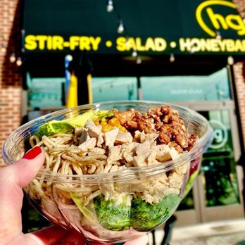 honeygrow - Cyo salad (kale, spring mix, whole wheat noodles, crunchy chickpeas, candied pecans, avocado, chicken, rose vinaigrette) - Salad Near Me - Exton, Pennsylvania honeygrow - Cyo salad (kale, spring mix, whole wheat noodles, crunchy chickpeas, candied pecans, avocado, chicken, rose vinaigrette) - Salad Near Me - Exton, Pennsylvania