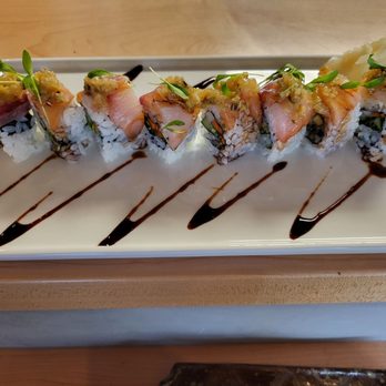 Nami Kaze - Hamachi roll - Japanese Near Me - Honolulu, Hawaii