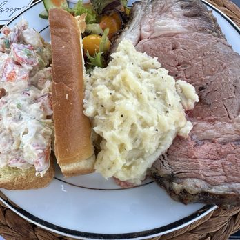 Heritage Greens - Prime rib and lobster roll. - Bars Near Me - Holyoke, Massachusetts Heritage Greens - Prime rib and lobster roll. - Bars Near Me - Holyoke, Massachusetts