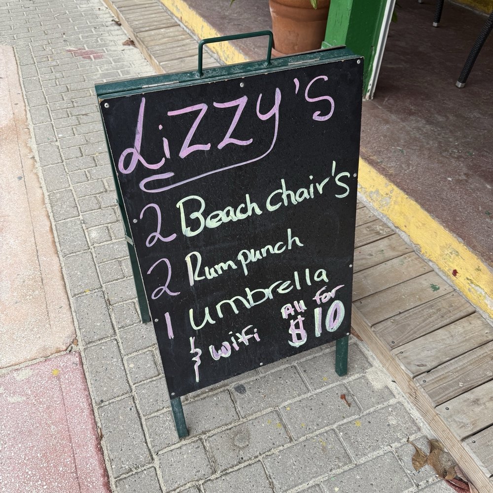Lizzy's Beach Bar - Best deal on the beach - Food Stands Near Me - Phillipsburg, New Jersey