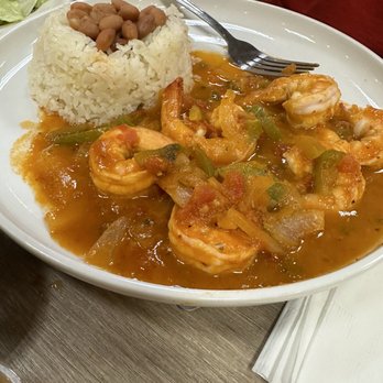 Pescado Dorado - Camarones Shrimp a la Diabla Plate - Mexican Near Me - Santa Fe Springs, California Pescado Dorado - Camarones Shrimp a la Diabla Plate - Mexican Near Me - Santa Fe Springs, California