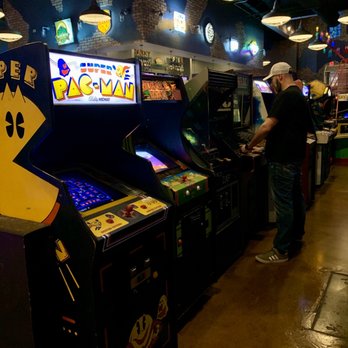 Draftcade - Games! - Eatertainment Near Me - Kansas City, Missouri