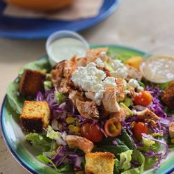Dos Coyotes Border Cafe