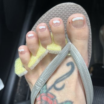 Gloss Nail Bar - French tip manicure for $6 at the end after classic pedicure. The lady did pretty bad job..... - Nail Salons Near Me - Plano, Texas