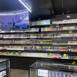 Smoke Station Ming - Cigars and disposable e-cigs
