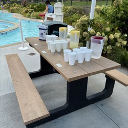 Alligator's Creek Aquatic Center - Drinks