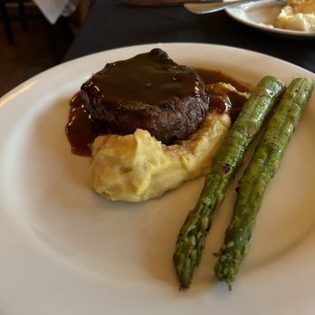 Vic's On the River - This was the fillet... It was outstanding. It was cooked, medium... But it was so flavorful. Tender like butter! - Seafood Near Me - Savannah, Georgia Vic's On the River - This was the fillet... It was outstanding. It was cooked, medium... But it was so flavorful. Tender like butter! - Seafood Near Me - Savannah, Georgia