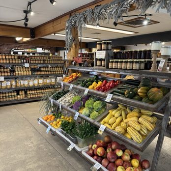 Mortimer Farms - Interior - Attraction Farms Near Me - Dewey, Arizona