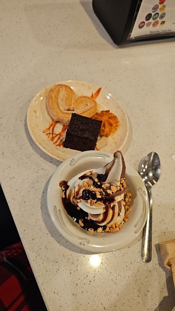 Food from Feast Buffet