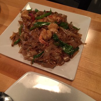 Mint Thai Kitchen - Spicy flat noodles - Thai Near Me - Houston, Texas