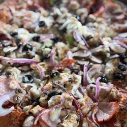 Canyon Pizza - Supreme.....