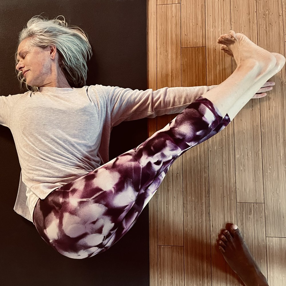 MAGIC CARPET YOGA 34 Photos 11668 Gateway Blvd, Los Angeles, CA Yelp