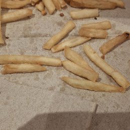 French fries that should have been rejected. this is what they call an order. French fries that should have been rejected. this is what they call an order.