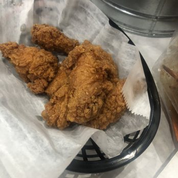 The Shake Seafood - Cajun Wings (10 Pieces) - Seafood Near Me - Philadelphia, Pennsylvania The Shake Seafood - Cajun Wings (10 Pieces) - Seafood Near Me - Philadelphia, Pennsylvania