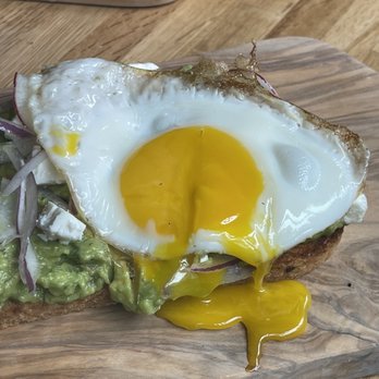 Canto - Avo toast - Italian Near Me - New York, New York