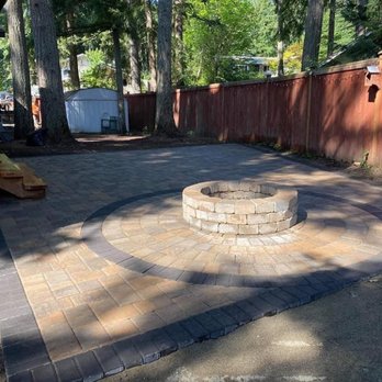 Venegas Construction - Finished pavers with fireplace - Landscaping Near Me - Centralia, Washington Venegas Construction - Finished pavers with fireplace - Landscaping Near Me - Centralia, Washington