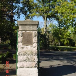 Walnut Hills Cemetery - From http://www.walnuthillscemetery.org/PhoGal.html