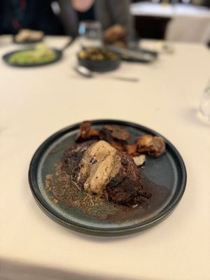 The Grill on the Alley by null