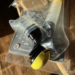 Scuba.com - Snorkel delivered after either return or display?
