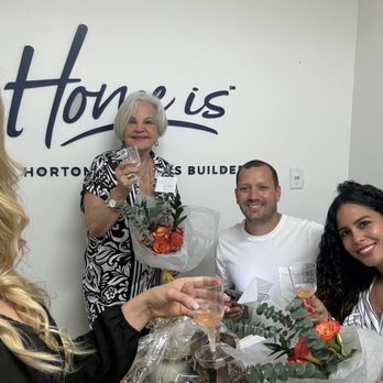 Home Financing Center - Closing day - Mortgage Lenders Near Me - Coral Gables, Florida Home Financing Center - Closing day - Mortgage Lenders Near Me - Coral Gables, Florida