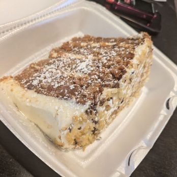 Williamson's Restaurant & Bar - Huge slice of carrot cake - American Near Me - New Lenox, Illinois Williamson's Restaurant & Bar - Huge slice of carrot cake - American Near Me - New Lenox, Illinois