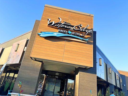 Waters Edge Winery & Bistro Dallas by null