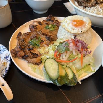Viet Haus - Vietnamese Near Me - Vancouver, British Columbia Viet Haus - Vietnamese Near Me - Vancouver, British Columbia