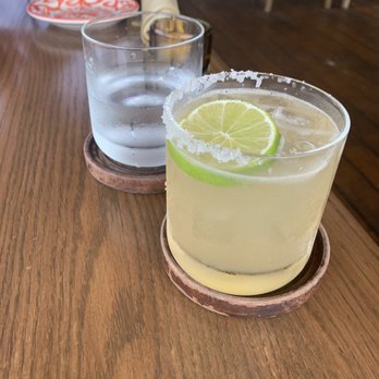 La Laguna Restaurant - Margarita - Mexican Near Me - Playa del Carmen, ROO
