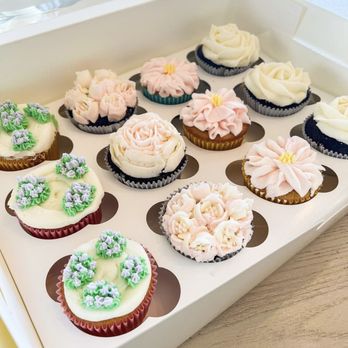 Little Blue Bow Bakery - Custom floral cupcakes - Custom Cakes Near Me Little Blue Bow Bakery - Custom floral cupcakes - Custom Cakes Near Me