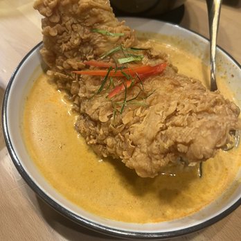 Manaao - Chu Chee Curry with Fried Catfish Filet - "Chu Chee Pla-duk Tod Grob" - Thai Near Me - Tustin, California