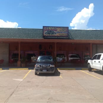 Kings BBQ - The storefront - Barbeque Near Me - La Porte, Texas