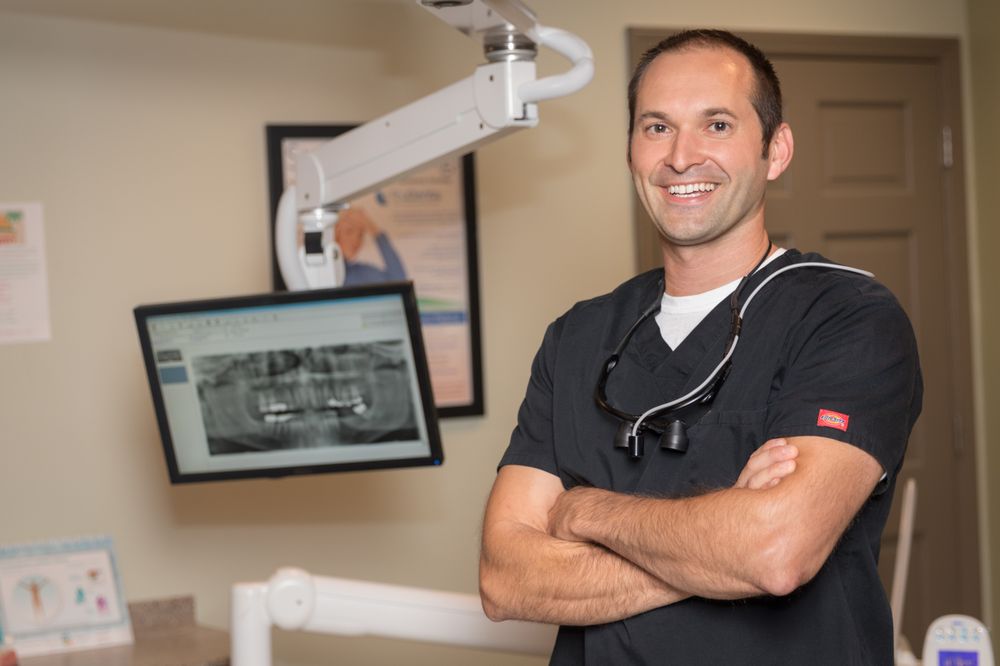 CALM WATERS DENTISTRY Updated October 2024 13 Photos 1132 Davie