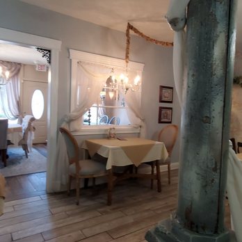 Rustic Root - Tea Rooms Near Me - Beech Grove, Indiana