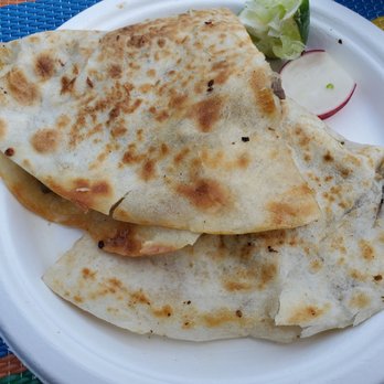 Tacomania - Steak quesadilla - Food Trucks Near Me - San Jose, California Tacomania - Steak quesadilla - Food Trucks Near Me - San Jose, California