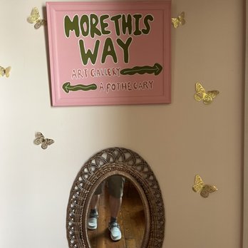 Barret Babes - Interior - Used, Vintage & Consignment Near Me - Louisville, Kentucky