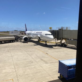 Hawaiian Airlines - a plane on the tarmac - Airlines Near Me - Lihue, Hawaii Hawaiian Airlines - a plane on the tarmac - Airlines Near Me - Lihue, Hawaii