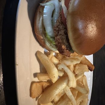Red Robin - Burgers Near Me - Bartonsville, Pennsylvania Red Robin - Burgers Near Me - Bartonsville, Pennsylvania