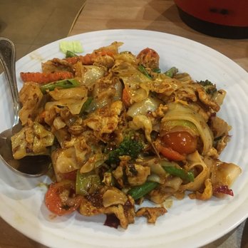Sam Cafe - Can't remember the name but these were the spicy rice rice noodles! - Thai Near Me - Merced, California