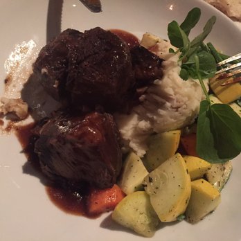 Red Table - Gastropubs Near Me - Huntington Beach, California