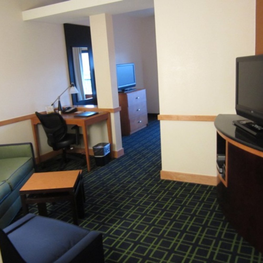Fairfield by Marriott Inn & Suites Tehachapi - Living area - Hotels Near Me - Tehachapi, California Fairfield by Marriott Inn & Suites Tehachapi - Living area - Hotels Near Me - Tehachapi, California