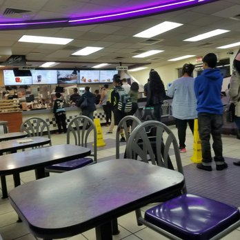 McDonald's - They cannot handle a small line. - Fast Food Near Me - Bronx, New York