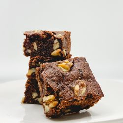 Bakin’ It Keto Bakery - Walnut Brownie Bars