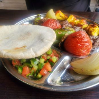 Kabobi Grill - Chicken Breast Kaboobs and Beef lunch special - Mediterranean Near Me - Chicago, Illinois Kabobi Grill - Chicken Breast Kaboobs and Beef lunch special - Mediterranean Near Me - Chicago, Illinois