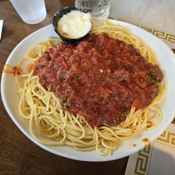 Matthews Diner - Italian Spaghetti with Meat Sauce - Diners Near Me - Waldwick, New Jersey Matthews Diner - Italian Spaghetti with Meat Sauce - Diners Near Me - Waldwick, New Jersey