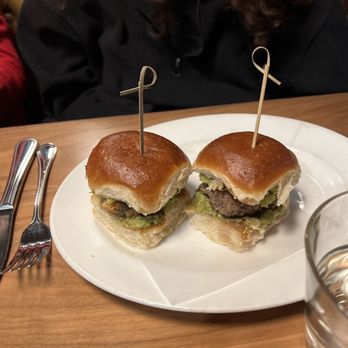 Norman Rose Tavern - Frito sliders - New American Near Me - Napa, California Norman Rose Tavern - Frito sliders - New American Near Me - Napa, California